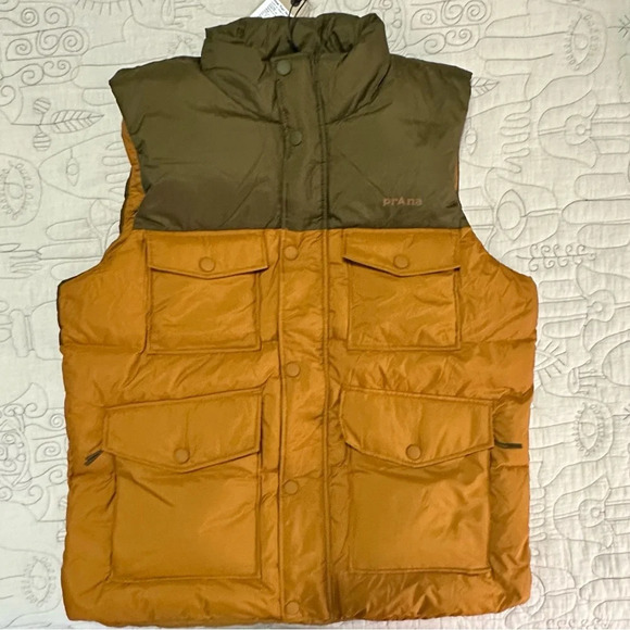 NWT Men’s Prana Timber Trail Vest Shire Peat Colorblock - Picture 1 of 8